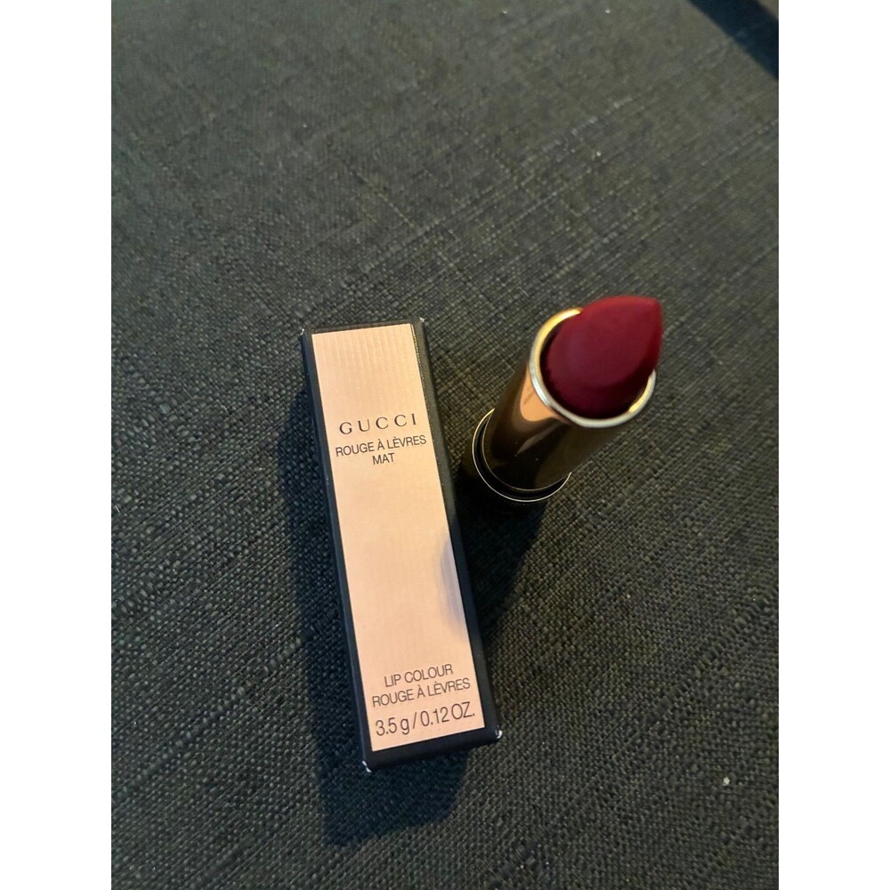 Gucci Mat Lipstick Rouge A Levres Lip Colour Matte 509 Janie Scarlet .12 oz NEW